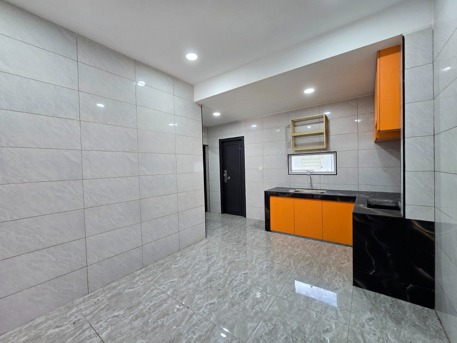 Single Storey Endlot