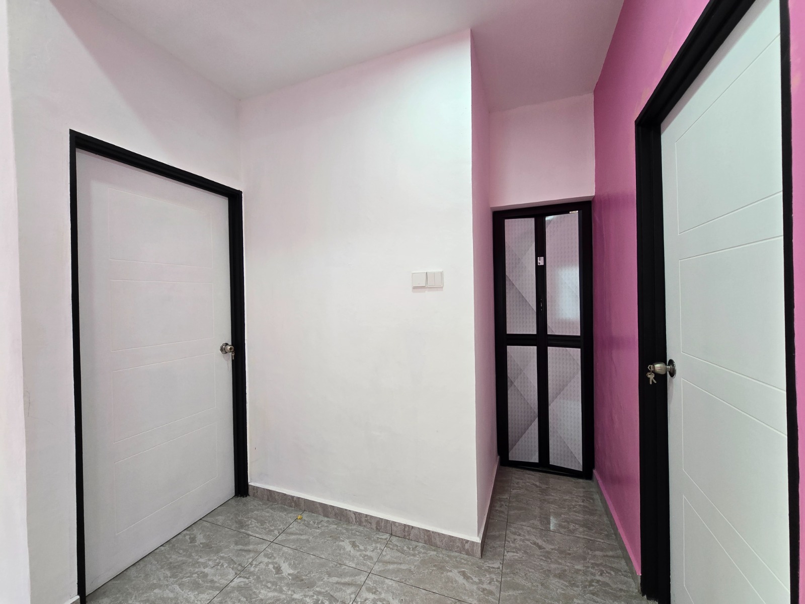 Single Storey Endlot