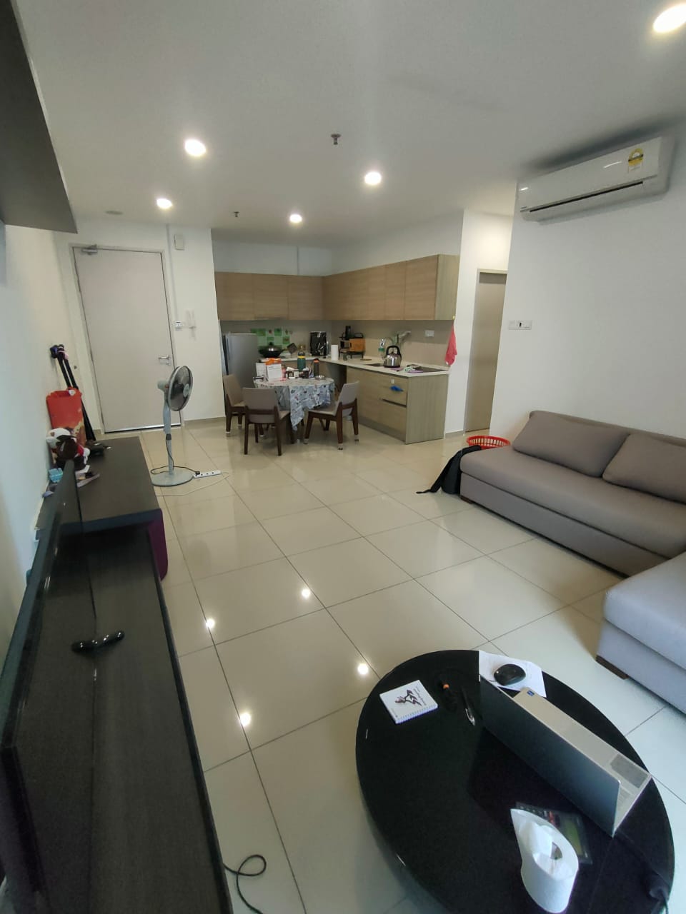 I-Suite @ 2 Bedroom 1 Bathroom
