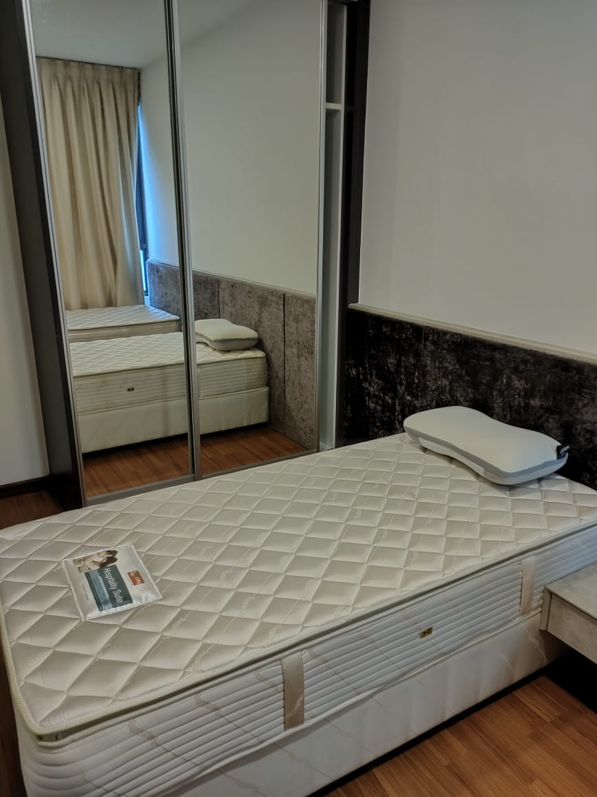 I-Suite @ 2 Bedroom 1 Bathroom