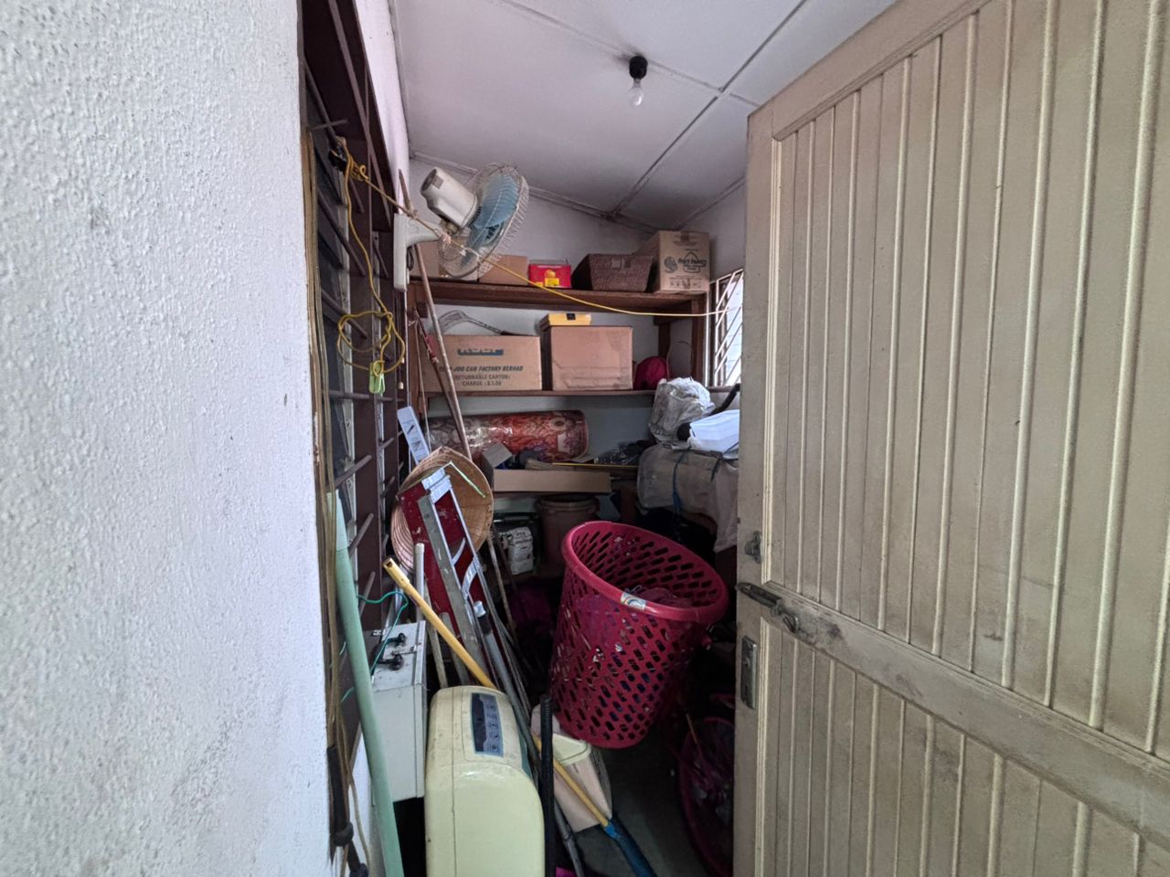 Single Storey Terrace - Corner Lot
